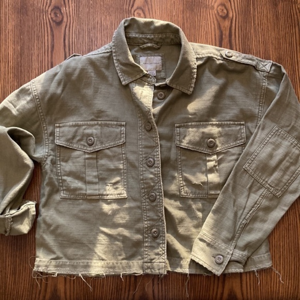 American‎ Eagle Cropped Military Shacket XS - Picture 10 of 11
